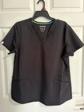 Scrubstar Men’s Black V-Neck Scrub Top with Subtle Teal Trim